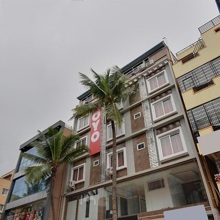 Hotel O Sri Sai Guru Comforts Yelahanka Экстерьер фото