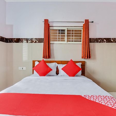 Hotel O Sri Sai Guru Comforts Yelahanka Экстерьер фото